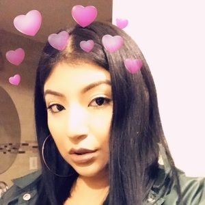 Meet your Posher, Isabella